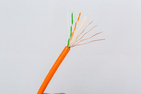 超五类非屏蔽网线全解析 选对网线，让你的网络速度飞起来